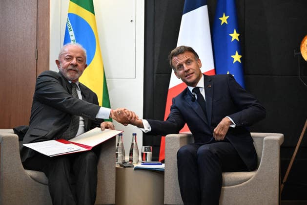 Brazilian President Luiz Inácio Lula da Silva meets with French President Emmanuel Macron during the G7 summit in Évian-les-Bains, France, on Monday, June 15, 2026. Jeanne Accorsini, Pool Bestimage, Évian-les-Bains, France,detected_source_language  Copyright: xJeannexAccorsinix xPoolx xBestimagexJeannexAccorsinix xPoolx xBestimagex