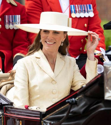 . 15 06 2026. Windsor, United Kingdom. Prince William and Kate Middleton, the Prince and Princess of Wales, leaving the Garter Day service at Windsor Castle, United Kingdom.  xStephenxLockx xi-Imagesx IIM-26831-0031