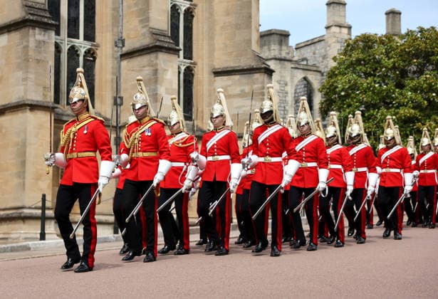 The 2026 Order Of The Garter Service WINDSOR, ENGLAND - JUNE 15: The Life Guards, part of the Household Cavalry attend the 2026 Order Of The Garter Service at Windsor Castle on June 15, 2026 in Windsor, England. The Order of the Garter, Britain s oldest chivalric order established by Edward III, includes The King, Queen, Royal Family members, and up to 24 companions honoured for their public service. Companions of the Garter are chosen personally by the Sovereign to honour those who have held public office, who have contributed in a particular way to national life or who have served the Sovereign personally., Credit:Chris Jackson PA ROTA - B68 Avalon United Kingdom, England, Windsor, Windsor Castle  Copyright: xChrisxJacksonx xPAxROTAx-xB68x xAvalonx 1110378527