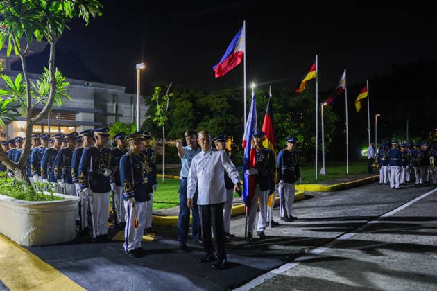 Frank-Walter Steinmeier arrives in Philippines on state visit PASAY CITY, PHILIPPINES - JUNE 15: Honor Guards prepare to welcome the arrival of Germany s President Frank-Walter Steinmeier, as he arrives in the country on a two-day state visit, at an airbase in Pasay City, Metro Manila, Philippines, on June 15, 2026. As the first president of the European country to visit the Southeast Asian nation since 1963, Frank-Walter Steinmeier is expected to meet with Philippine President Ferdinand Bongbong Romualdez Marcos Jr. to discuss issues regarding defense and maritime cooperation in the Indo-Pacific region, trade and investment, climate change, renewable energy, as well as ASEAN developments and opportunities, according to the Presidential C  Copyright: x2026xAnadoluxDanielxCengx