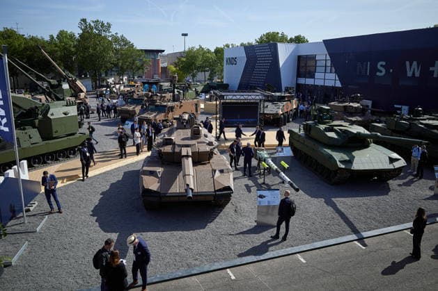 illepinte France 15 Juin 2026 Illustration le Salon Eurosatory le Mondial de la Defense et de la Securite terrestres et aeroterrestres.Stand KNDS The Eurosatory Exhibition, the World Land and Air-Land Defense and Security Exhibition on June 15 2026 in Villepinte BUSINESS, DEFENSE, ECONOMY, ILLUSTRATION ECONOMIE, NEWS EUROSATORY ECONOMY ARMEMENT  Copyright: xBrunoxLevesquex