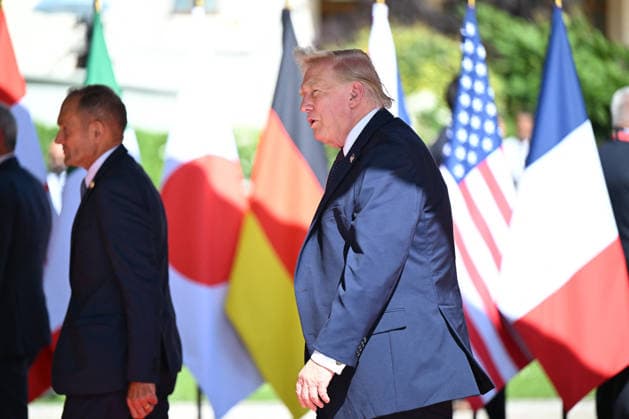 Donald Trump Arrives At G7 Summit - France U.S. President Donald Trump arrives for the G7 summit in Evian-les-Bains, France, Monday, June 15, 2026. Photo by Jeanne Accorsini Pool ABACAPRESS.COM Evian-les-Bains France  Copyright: xAccorsinixJeanne Pool ABACAx