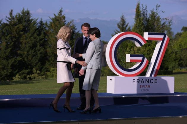 RECORD DATE NOT STATED G7 Summit - Welcoming Ceremony By President Macron And Wife Japanese Prime Minister Sanae Takaichi at the official welcoming ceremony hosted by French President Emmanuel Macron and his wife and first lady, Brigitte Macron during G7 Summit at the Hotel Royal in Evian-les-Bains, France on June 15, 2026. A G7 summit is set to take place June 15 to 17 in the French town of Evian-les-Bains near Switzerland and it will be attended by country leaders as well as the EU s foreign policy chief and ministers from Brazil, Canada, the United Arab Emirates and Turkey. Photo by Ammar Abd Rabbo ABACAPRESS.COM Evian-les-Bains France  Copyright: xAbdxRabboxAmmar ABACAx