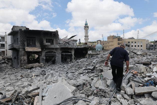 Lebanese residents return to the rubble of their homes in Nabatieh NABATIEH, LEBANON - JUNE 15: A view of the destruction as Lebanese residents return to their homes following the agreement reached between the U.S. and Iran in Nabatieh, Lebanon on June 15, 2026. Houssam Shbaro Anadolu Nabatieh Lebanon. Editorial use only. Please get in touch for any other usage.  Copyright: x2026xAnadoluxHoussamxShbarox