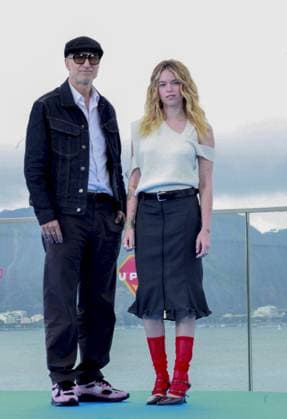RECORD DATE NOT STATED Milly Alcock and the Supergirl movie team meet with the press in Rio de Janeiro. Rio de Janeiro (RJ), 06 15 2026 Cinema Supergirl Press Conference RJ - The lead actress Milly Alcock, director Craig Gillespie, screenwriter Ana Nogueira and DC Studios co-CEO Peter Safran, participate this Monday (15) in the press conference for the film Supergirl, held at the Xian restaurant, in downtown Rio de Janeiro.(Foto: Onofre Veras Thenews2 imago images) Milly Alcock and the Supergirl movie team meet with the press in Rio de Janeiro.  Copyright: xonofrexverasx