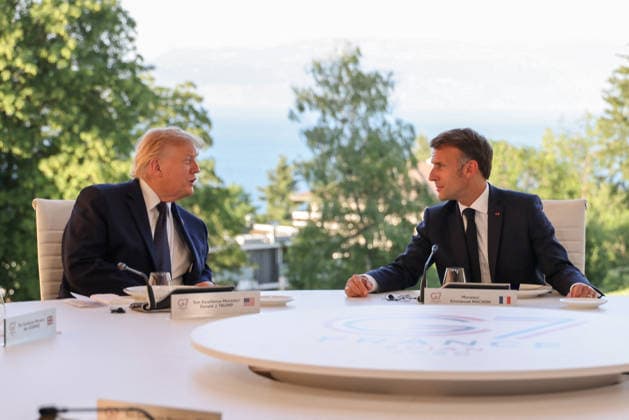 French President Emmanuel Macron and U.S. President Donald Trump at a working dinner to address major international challenges on the sidelines of the G7 summit at the Hotel Royal Evian in Évian-les-Bains, France, on June 15, 2026 Dominique Jacovides Bestimage U.S. President Donald Trump and French President Emmanuel Macron participate in a working dinner on June 15 in Évian-les-Bains, France during the G7 summit at the Hotel Royal Evian on June 15, 2026 Évian-les-Bains, France,detected_source_language  Copyright: xDOMINIQUExJACOVIDESx xBESTIMAGExDOMINIQUExJACOVIDESx xBESTIMAGEx