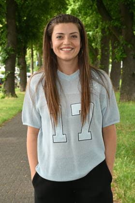 Schauspielerin Altine Emini ( spielt Teamassistentin Sam Leka ) bei der Vorstellung der neuen Schauspieler in der ARD Serie WaPo Duisburg *** Actress Altine Emini plays team assistant Sam Leka in the introduction of the new cast members in the ARD series WaPo Duisburg,detected_source_language