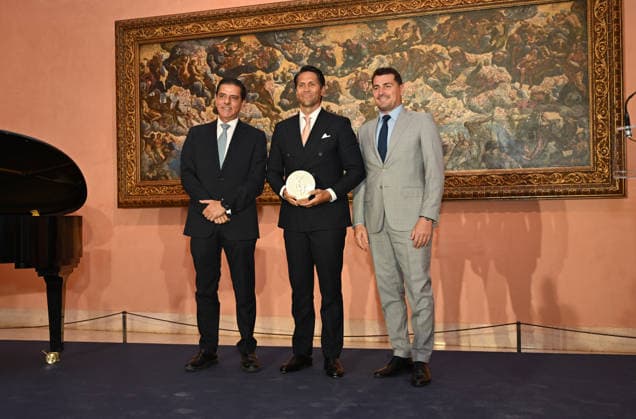 SIE, Spain Is Excellence, is hosting the 2026 SIE Awards Iker Casillas and Fernando Verdasco at the 2026 SIE Awards ceremony, held at the Thyssen-Bornemisza National Museum on June 15, 2026, in Madrid, Spain. The event brings together leading figures from tourism, culture, gastronomy, fashion, sports, and Spanish business for an evening designed to recognize companies, institutions, and professionals who contribute to positioning Spain as an international benchmark for excellence in tourism. PEOPLE AWARDS Madrid Madrid Spain,detected_source_language  Copyright: xOscarxOrtizx 7600264