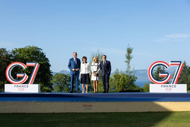 (260615) -- EVIAN, June 15, 2026 -- French President Emmanuel Macron (1st R) and German Chancellor Friedrich Merz (1st L) pose for photos during the G7 summit in Evian, France, June 15, 2026. The Group of Seven (G7) summit kicked off on Monday in Evian, a town in eastern France, against the backdrop of massive demonstration. ( Handout via Xinhua) FRANCE-EVIAN-G7 SUMMIT-KICK OFF FrenchxMinistryxofxEuropexandxForeignxAffairs 