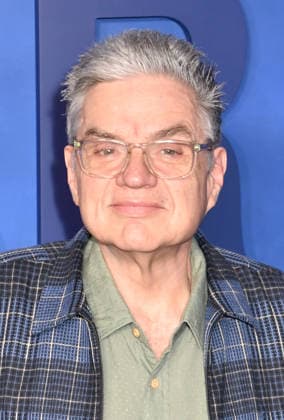 NEW YORK, NY - JUNE 15: Oliver Platt at FX s The Bear Final Family Meal Event at Nine Orchard on June 15, 2026 in New York City. Copyright: xmpi099 MediaPunchx
