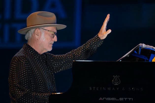 Ludovico Einaudi Performs in Madrid, Spain - 15 Jun 2026 The pianist Ludovico Einaudi seen during his performance The Summer Portraits , at the Movistar Arena de Madrid. Madrid Spain Copyright: xAtilanoxGarciax xSOPAxImagesx photos23677