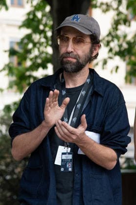 JR s trompe-l oeil Installation La Caverne Opening - Paris Thomas Bangalter attend the opening of the trompe-l oeil installation La Caverne on the Pont-Neuf bridge in Paris, France on June 16, 2026. Photo by Lionel Urman ABACAPRESS.COM Paris France  Copyright: xUrmanxLionel ABACAx