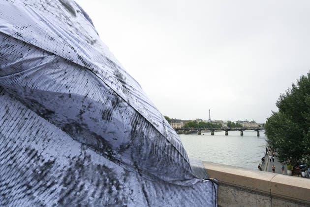 JR s trompe-l oeil Installation La Caverne Opening - Paris Opening of his trompe-l oeil installation La Caverne on the Pont-Neuf bridge in Paris, France on June 15, 2026. Photo by Lionel Urman ABACAPRESS.COM Paris France  Copyright: xUrmanxLionel ABACAx