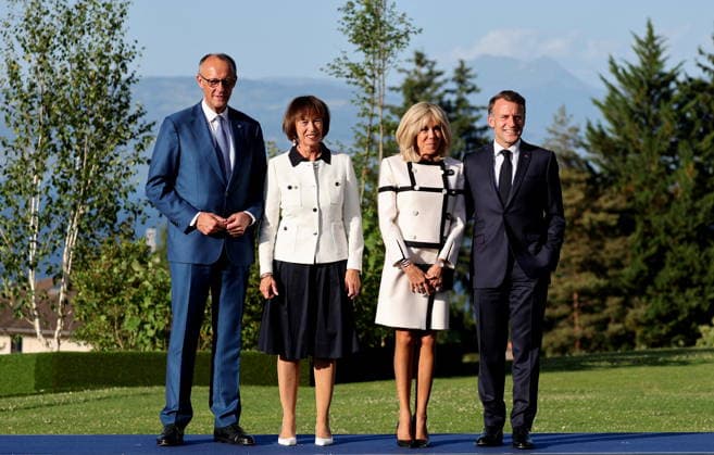 President Emmanuel Macron, his wife Brigitte Macron, German Chancellor Friedrich Merz, and his wife Charlotte Merz Arrival of thestate and government for a working dinner Responding together to major international challenges on the sidelines of the G7 summit in Évian-les-Bains on June 15, 2026 Dominique Jacovides Bestimage Arrival of the G7 heads of state and government for a working dinner Responding together to major international challenges on the sidelines of the G7 summit in Évian-les-Bains on June 15, 2026, Évian, France,detected_source_language  Copyright: xDOMINIQUExJACOVIDESx xBESTIMAGExDOMINIQUExJACOVIDESx xBESTIMAGEx