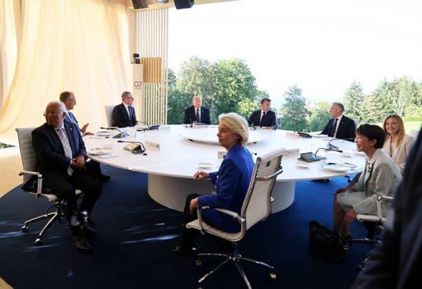 António Costa, President of the European Council; Friedrich Merz, Chancellor of Germany; Keir Starmer, Prime Minister of the United Kingdom; U.S. President Donald Trump, President Emmanuel Macron, Mark Carney, Prime Minister of Canada, Giorgia Meloni, Prime Minister of Italy, Sanae Takaichi, Prime Minister of Japan Arrival ofstate and government for a working dinner Responding together to major international challenges on the sidelines of the G7 summit in Évian-les-Bains on June 15, 2026 Dominique Jacovides Bestimage Arrival of the G7 heads of state and government for a working dinner Responding together to major international challenges on the sidelines of the G7 summit in Évian-les-Bains on June 15, 2026, Évian, France,detected_source_la  Copyright: xDOMINIQUExJACOVIDESx xBESTIMAGExDOMINIQUExJACOVIDESx xBESTIMAGEx