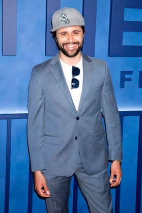 Jose M. Cervantes beim Final Family Meal Event zur 5. Staffel der FX-Serie The Bear im Hotel Nine Orchard. New York, 15.06.2026 *** Jose M. Cervantes at the Final Family Meal event for Season 5 of the FX series The Bear at the Hotel Nine Orchard in New York, June 15, 2026,detected_source_language Foto:xB.xHinex xFuturexImagex bear_6605