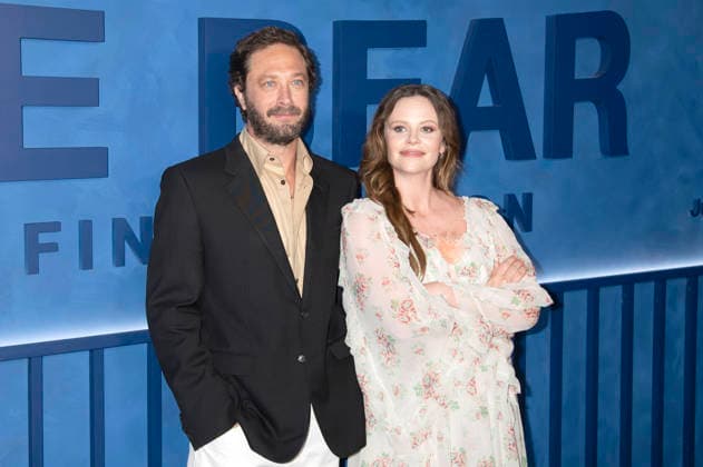 Ebon Moss-Bachrach und Sarah Ramos beim Final Family Meal Event zur 5. Staffel der FX-Serie The Bear im Hotel Nine Orchard. New York, 15.06.2026 *** Ebon Moss Bachrach and Sarah Ramos at the Season 5 Final Family Meal event for the FX series The Bear at the Hotel Nine Orchard in New York, June 15, 2026,detected_source_language Foto:xB.xHinex xFuturexImagex bear_6637