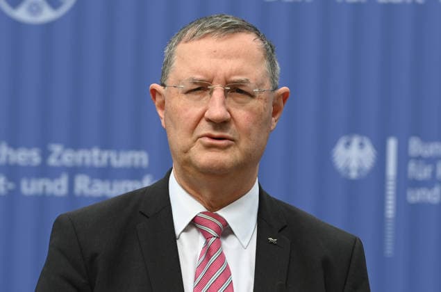 Stephane BEEMELMANS, stllv. Vorstandsvorsitzender DLR, Spatenstich fuer den GOVSATCOM-Hub beim Deutschen Zentrum fuer Luft- und Raumfahrt DLR in Koeln, 16.06.2026. *** Stephane BEEMELMANS, Deputy Chairman of the DLR Executive Board, groundbreaking ceremony for the GOVSATCOM Hub at the German Aerospace Center (DLR) in Cologne, June 16, 2026,detected_source_language