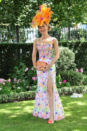 . 16 06 2026. Ascot , United Kingdom. Racegoers arriving for the opening day of Royal Ascot, United Kingdom.  xStephenxLockx xi-Imagesx IIM-26833-0020