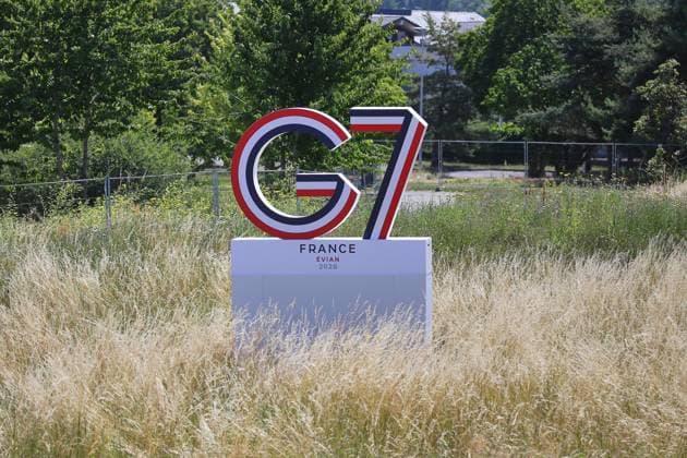 Frankreich, 16.06.2026: G7-Gipfel: Logo des Gipfels in Évian-les-Bains *** France, June 16, 2026 G7 Summit Logo of the summit in Évian-les-Bains,detected_source_language Copyright: xdtsxNachrichtenagenturx dts_123260