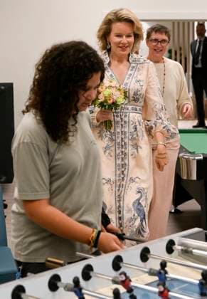 The Queen Visits The Zeepreventorium In De Haan DE HAAN, BELGIUM - JUNE 16 : Queen Mathilde visits the Zeepreventorium in De Haan. This pediatric rehabilitation center, which is celebrating its 100th anniversary this year, specializes in caring for children and adolescents with chronic conditions such as mucoviscidoses and obesity. It offers both outpatient and residential programs based on a multidisciplinary approach that includes medical care, psychosocial support, dietary guidance, and education. The Zeepreventorium is located by the sea and features two new studios for.During her visit, the Queen will focus in particular on conditions that are becoming increasingly common among young people and that require a multidisciplinary approa  Copyright: xBertxVanxDenxBrouckex