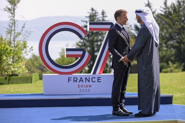 G7 Summit - Macron Welcomes MBZ France s President Emmanuel Macron (R) welcomes United Arab Emirates Crown prince Mohammed Bin Zayed Al Nahyan (MBZ) for the official greeting ahead of a work lunch as part of the G7 summit, in Evian, eastern France, on June 16, 2026. A G7 summit is set to take place June 15 to 17 in the French town of Evian-les-Bains near Switzerland and it will be attended by country leaders as well as the EU s foreign policy chief and ministers from Brazil, Canada, the United Arab Emirates and Turkey. Photo by Ammar Abd Rabbo ABACAPRESS.COM Evian France  Copyright: xAbdxRabboxAmmar ABACAx