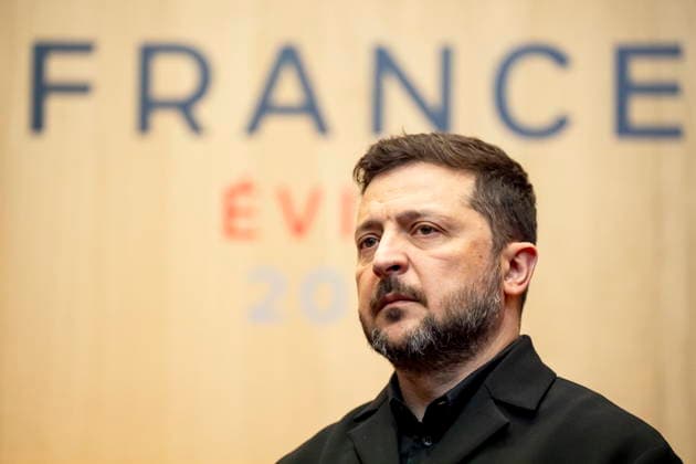June 16, 2026, Evian-Les-Bains, France: President of Ukraine, Volodymyr Zelenskyy is seen at a meeting with CanadaöÄÃ s Prime Minister Mark Carney, during the G7 summit in Evian-les-Bains, France, on Tuesday, June 16, 2026. Evian-Les-Bains France  - ZUMAc35_ 20260616_zaf_c35_007 Copyright: xChristopherxKatsarovx