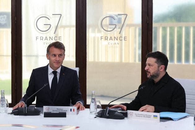 G7 Summit - Meeting With President Zelensky French President Emmanuel Macron during a meeting with Ukrainian President Volodymyr Zelensky during the G7 summit in Evian, France on June 16, 2026. Photo by Dominique Jacovides Pool ABACAPRESS.COM Evian France  Copyright: xJacovidesxDominique Pool ABACAx