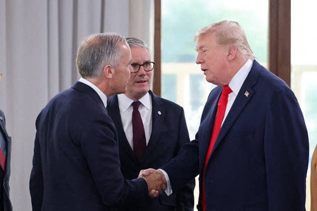 G7 Summit - Meeting With President Zelensky Canadian Prime Minister Mark Carney, UK Prime Minister Keir Starmer, and US President Donald Trump during a meeting with Ukrainian President Volodymyr Zelensky during the G7 summit in Evian, France on June 16, 2026. Photo by Dominique Jacovides Pool ABACAPRESS.COM Evian France  Copyright: xJacovidesxDominique Pool ABACAx