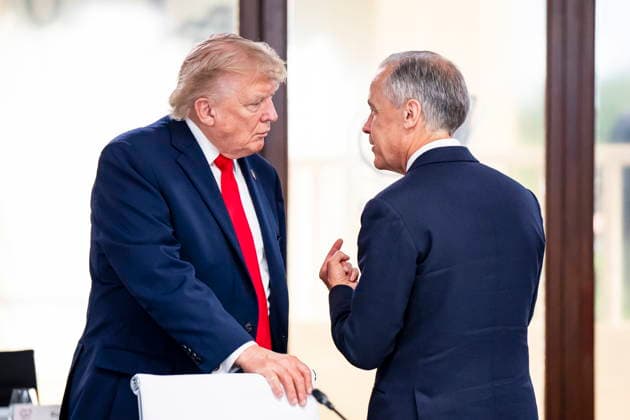 June 16, 2026, Evian-Les-Bains, France: CanadaöÄÃ s Prime Minister Mark Carney speaks with U.S. President Donald Trump at the G7 working luncheon, during the G7 summit in Evian-les-Bains, France, on Tuesday, June 16, 2026. Evian-Les-Bains France  - ZUMAc35_ 20260616_zaf_c35_014 Copyright: xChristopherxKatsarovx