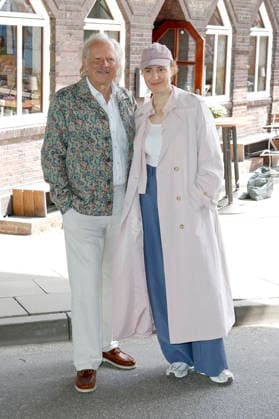 Film, Risoto bruale Fototermin in Hamburg Axel Milberg und Maren Eggert beim Fototermin am Set vom NDR-Film Risotto brutale (AT) in der Oberhafen-Kantine. Hambnrg, 16.06.2026 *** Axel Milberg and Maren Eggert at a photo shoot on the set of the NDR film Risotto brutale at the Oberhafen Kantine in Hamburg, June 16, 2026,detected_source_language Foto:xC.xTamckex xFuturexImagex risotto_6612