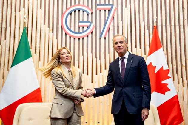June 16, 2026, Evian-Les-Bains, France: Le premier ministre du Canada, Mark Carney, rencontre la premioÂ¨re ministre italienne, Giorgia Meloni, lors du Sommet du G7 o o°vian-les-Bains, en France, le mardi 16 juin 2026. LA PRESSE CANADIENNE Evian-Les-Bains France  - ZUMAc35_ 20260616_zaf_c35_026 Copyright: xChristopherxKatsarovx