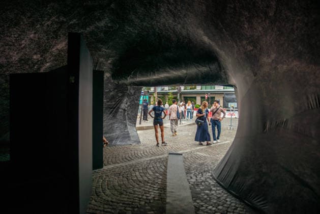 JR s trompe-l oeil Installation La Caverne Opening - Paris The opening of the Caverne du Pont Neuf, an immersive art installation that was initially scheduled to open on June 6 but was postponed due to a tear in the canvas caused by a storm, in Paris, France on June 15, 2024. Photo by Denis Prezat ABACAPRESS.COM Paris Ile-de-France France  Copyright: xPrezatxDenis ABACAx