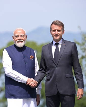 G7 Summit - Macron Welcomes Narendra Modi France s President Emmanuel Macron welcomes Narendra Modi Prime Minister of India for the official greeting ahead of a work lunch as part of the G7 summit, in Evian, eastern France, on June 16, 2026. A G7 summit is set to take place June 15 to 17 in the French town of Evian-les-Bains near Switzerland and it will be attended by country leaders as well as the EU s foreign policy chief and ministers from Brazil, Canada, the United Arab Emirates and Turkey. Photo by Ammar Abd Rabbo ABACAPRESS.COM Evian-les-Bains France  Copyright: xAbdxRabboxAmmar ABACAx