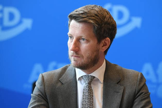Pressekonferenz der AfD-Fraktion NRW am 16.06.2026 im Landtag in Düsseldorf Dr. Martin Vincentz ( Landessprecher Fraktionsvorsitzender AfD NRW ) *** Press conference of the AfD parliamentary group in North Rhine-Westphalia on June 16, 2026, at the state parliament in Düsseldorf; Dr. Martin Vincentz, State Spokesperson and Chair of the AfD Parliamentary Group in North Rhine-Westphalia,detected_source_language xRx
