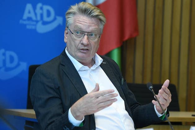 Pressekonferenz der AfD-Fraktion NRW am 16.06.2026 im Landtag in Düsseldorf Markus Wagner ( Stellv. Fraktionsvorsitzender AfD NRW ) *** Press conference of the AfD parliamentary group in North Rhine-Westphalia on June 16, 2026, at the state parliament in Düsseldorf; Markus Wagner, Deputy Chair of the AfD parliamentary group in North Rhine-Westphalia,detected_source_language xRx