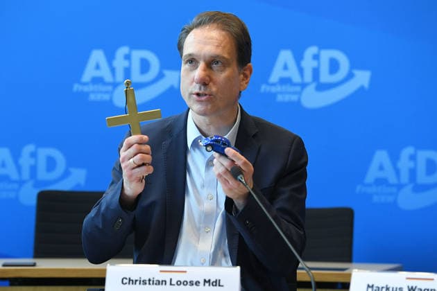 Pressekonferenz der AfD-Fraktion NRW am 16.06.2026 im Landtag in Düsseldorf Christian Loose ( Parlamentarischer Geschäftsführer AfD NRW ) *** Press conference of the AfD parliamentary group in North Rhine-Westphalia on June 16, 2026, at the state parliament in Düsseldorf; Christian Loose, Parliamentary Secretary of the AfD in North Rhine-Westphalia,detected_source_language xRx