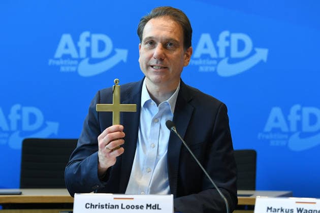 Pressekonferenz der AfD-Fraktion NRW am 16.06.2026 im Landtag in Düsseldorf Christian Loose ( Parlamentarischer Geschäftsführer AfD NRW ) *** Press conference of the AfD parliamentary group in North Rhine-Westphalia on June 16, 2026, at the state parliament in Düsseldorf; Christian Loose, Parliamentary Secretary of the AfD in North Rhine-Westphalia,detected_source_language xRx