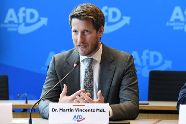Pressekonferenz der AfD-Fraktion NRW am 16.06.2026 im Landtag in Düsseldorf Dr. Martin Vincentz ( Landessprecher Fraktionsvorsitzender AfD NRW ) *** Press conference of the AfD parliamentary group in North Rhine-Westphalia on June 16, 2026, at the state parliament in Düsseldorf; Dr. Martin Vincentz, State Spokesperson and Chair of the AfD Parliamentary Group in North Rhine-Westphalia,detected_source_language xRx