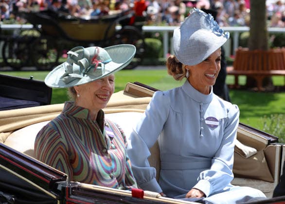 June 16, 2026, Ascot, Berkshire, UK: Ascot, UK. Mrs Peter Phillips, (right) with The Princess Royal, take part in a carriage parade at Royal Ascot in Ascot, Berkshire. Royal Ascot is a historic British sporting and social institution, running from Tuesday 16 - Saturday 20 June and was founded by Queen Anne in 1711. Ascot UK  - ZUMAl94_ 20260616_zaf_l94_031 Copyright: xJacquelinexLawriex