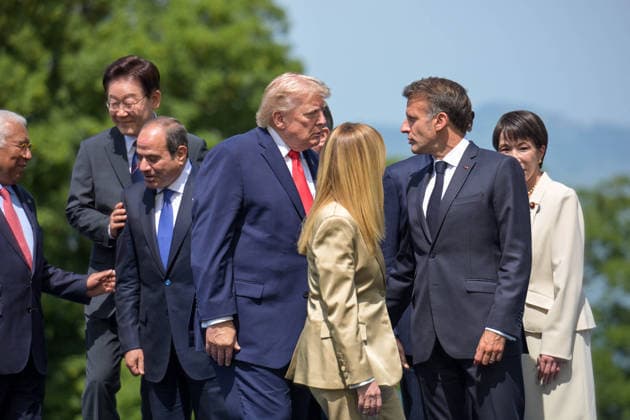 G7 Summit - Family Photograph - Evian Italy s Prime Minister Giorgia Meloni, US President Donald Trump, and France s President Emmanuel Macron after a family photograph during the G7 summit, in Evian, eastern France, on June 16, 2026. A G7 summit is set to take place June 15 to 17 in the French town of Evian-les-Bains near Switzerland and it will be attended by country leaders as well as the EU s foreign policy chief and ministers from Brazil, Canada, the United Arab Emirates and Turkey. Photo by Ammar Abd Rabbo ABACAPRESS.COM Evian-les-Bains France  Copyright: xAbdxRabboxAmmar ABACAx