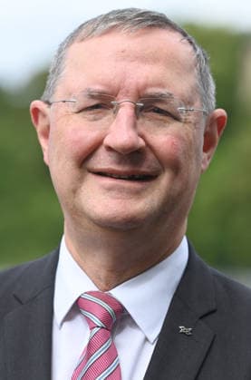 Stephane BEEMELMANS, stllv. Vorstandsvorsitzender DLR, Portraet, Porträt, Portrait, Angeschnittenes Einzelbild, Einzelmotiv, Spatenstich fuer den GOVSATCOM-Hub beim Deutschen Zentrum fuer Luft- und Raumfahrt DLR in Koeln, 16.06.2026. *** Stephane BEEMELMANS, Deputy Chairman of the DLR Executive Board, Portrait, Portrait, Single-frame image, Single subject, Groundbreaking ceremony for the GOVSATCOM Hub at the German Aerospace Center (DLR) in Cologne, June 16, 2026,detected_source_language