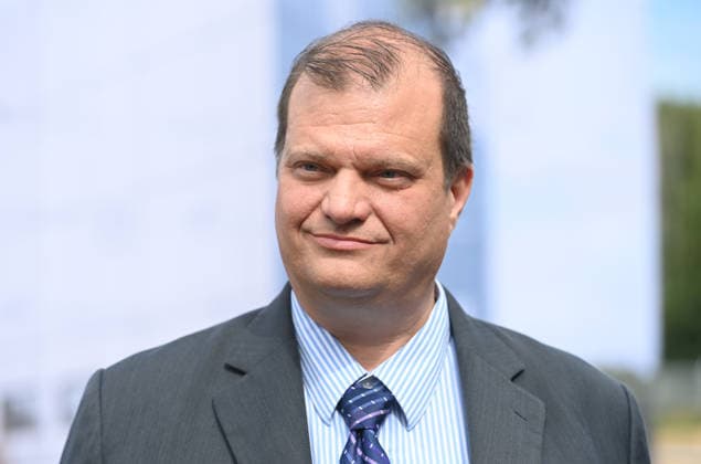 Dr. Florian SCHWANDNER, Director Applications and Science, German Space Agency at DLR, Portraet, Porträt, Portrait, Angeschnittenes Einzelbild, Einzelmotiv, Spatenstich fuer den GOVSATCOM-Hub beim Deutschen Zentrum fuer Luft- und Raumfahrt DLR in Koeln, 16.06.2026. *** Dr. Florian SCHWANDNER, Director of Applications and Science, German Space Agency at DLR, Portrait, Portrait, Close-up, Single Image, Single Subject, Groundbreaking ceremony for the GOVSATCOM Hub at the German Aerospace Center (DLR) in Cologne, June 16, 2026,detected_source_language