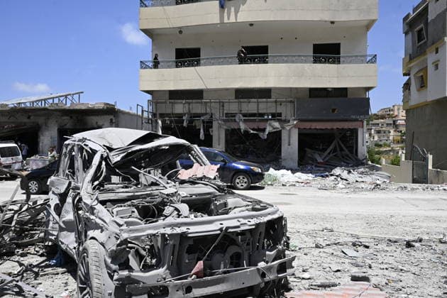 Lebanese residents return to their towns in southern Lebanon TYRE, LEBANON - JUNE 16: A view of destruction after an Israeli attack, as the Lebanese residents return to the town of Shehabiye in southern Lebanon June 16, 2026. Houssam Shbaro Anadolu Tyre Lebanon. Editorial use only. Please get in touch for any other usage.  Copyright: x2026xAnadoluxHoussamxShbarox