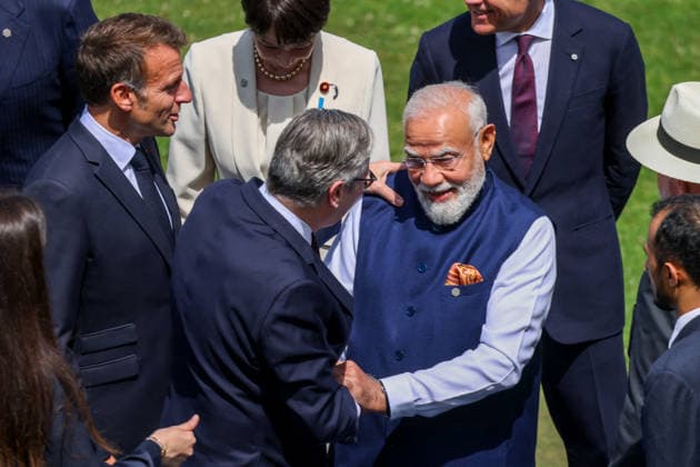 G7 Summit - Family Photo - Evian French President Emmanuel Macron, Japanese Prime Minister Sanae Takaichi, UK Prime Minister Sir Keir Starmer and Indian Prime Minister Narendra Modi during a family photo at the G7 summit in Evian, France, on Tuesday June 16, 2026. Photo by Dominique Jacovides Pool ABACAPRESS.COM Evian France  Copyright: xJacovidesxDominique Pool ABACAx