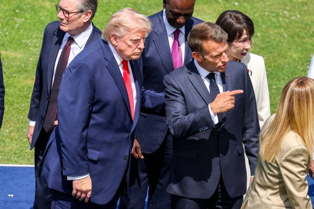 G7 Summit - Family Photo - Evian U.S. President Donald Trump and French President Emmanuel Macron during a family photo at the G7 summit in Evian, France, on Tuesday June 16, 2026. Photo by Dominique Jacovides Pool ABACAPRESS.COM Evian France  Copyright: xJacovidesxDominique Pool ABACAx