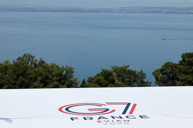 G7 Summit - Family Photo - Evian Atmosphère during a family photo at the G7 summit in Evian, France, on Tuesday June 16, 2026. Photo by Dominique Jacovides Pool ABACAPRESS.COM Evian France  Copyright: xJacovidesxDominique Pool ABACAx