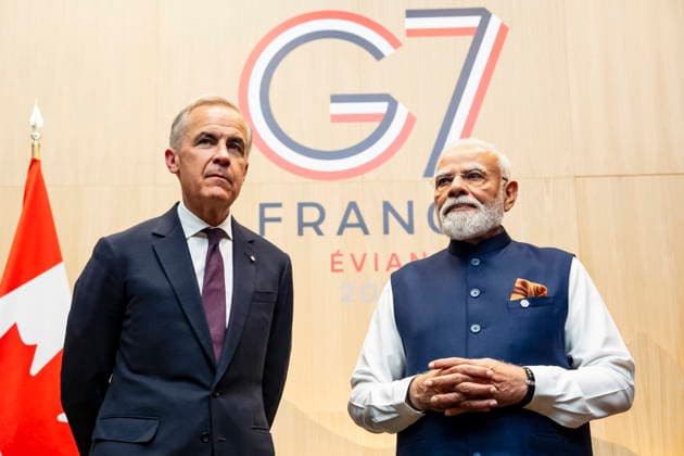 June 16, 2026, Evian-Les-Bains, France: Prime Minister of Canada Mark Carney, left, meets with Prime Minister of India Narendra Modi, during the G7 summit in Evian-les-Bains, France, on Tuesday, June 16, 2026. Evian-Les-Bains France  - ZUMAc35_ 20260616_zaf_c35_067 Copyright: xChristopherxKatsarovx