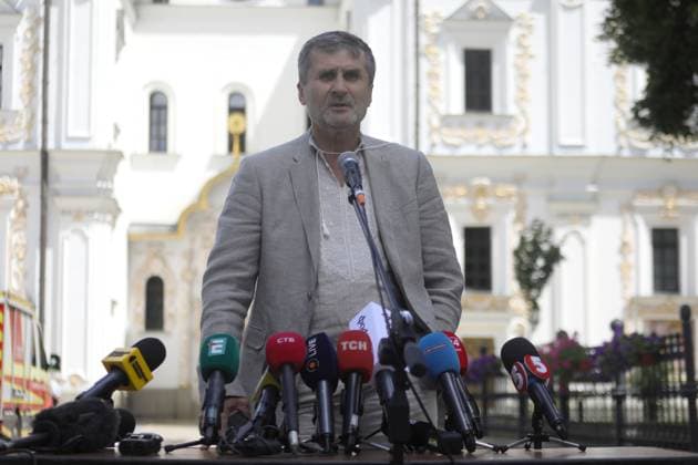 Oleksandr Dovzhenko National Film Studio Director General Andrii Donchyk speaks during a briefing on the consequences of the Russian attack on cultural heritage sites at the Kyiv Pechersk Lavra National Preserve, Kyiv, Ukraine, June 16, 2026. During the briefing, speakers presented the first results of the damage assessment, outlined the losses, priority measures to eliminate the consequences, and further steps to restore the affected facilities. On the night of June 15, Russian troops launched a massive combined strike on the Ukrainian capital. At least five facilities of national importance and several of local significance sustained damage, including the Dormition Cathedral of the Kyiv-Pechersk Lavra, the Ukraina National Palace of Arts,  Copyright: xYuliiaxOvsiannikovax