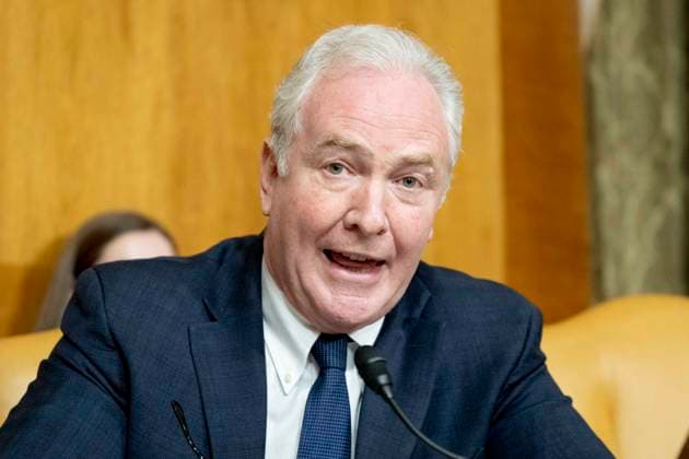 June 16, 2026, Washington, District Of Columbia, USA: U.S. Senator CHRIS VAN HOLLEN (D-MD) speaking at a hearing of the Senate Budget committee at the U.S. Capitol in Washington, D.C. Washington USA - ZUMAb161 20260616_aap_b161_031 Copyright: xMichaelxBrochsteinx